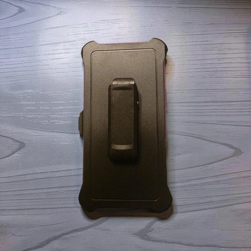 IPhone 17 Pro Max Heavy Duty Phone Case w/Belt Clip Holster & Screen Protector